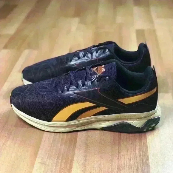 💰HUGE CLEARANCE SALE 💰Teebok Liquifect 180 2.0  AP x Kung Fu Panda GV7168 - Picture 12 of 14